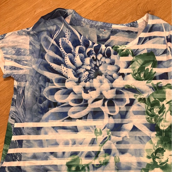 Style &Co floral striped blue and green top - Picture 2 of 8